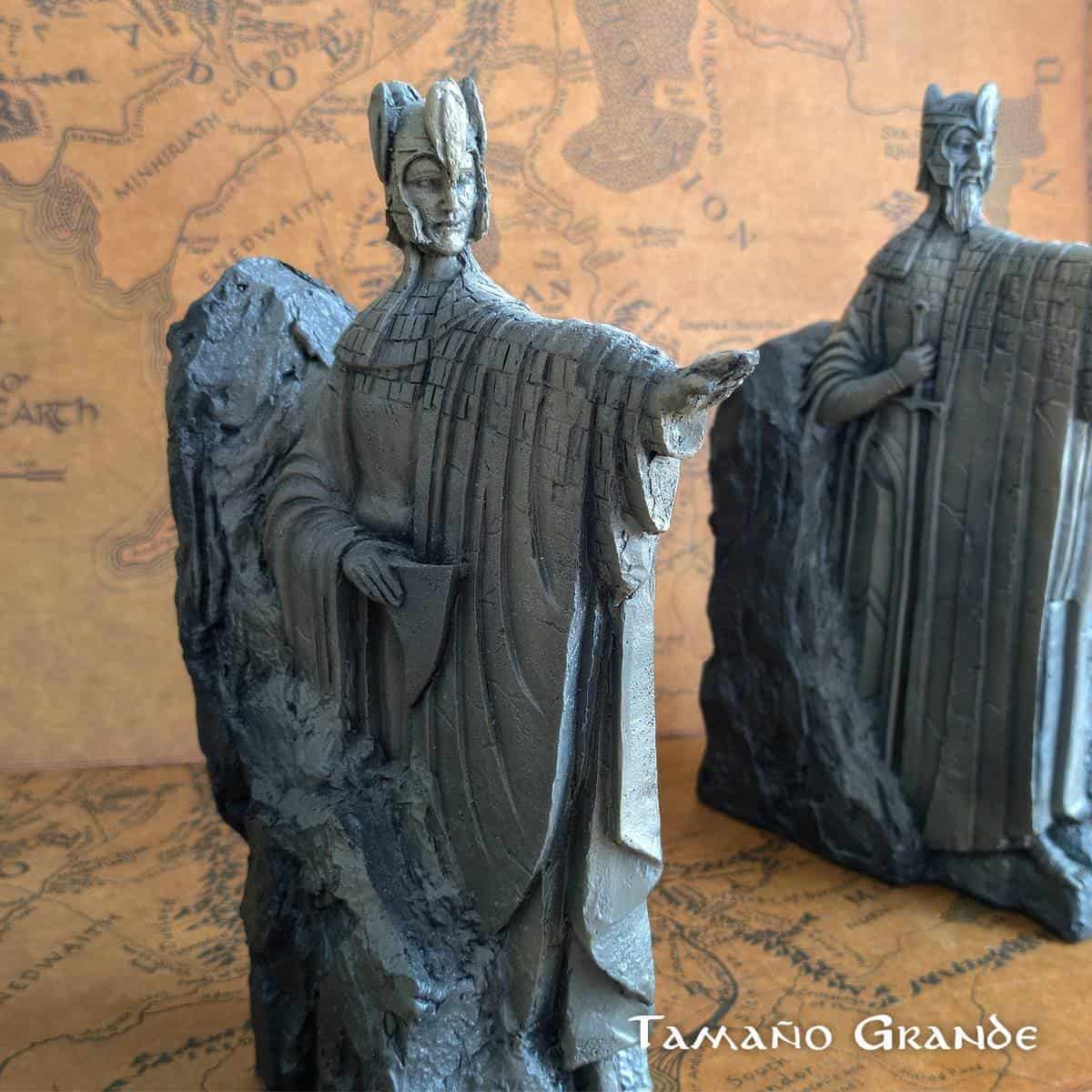 Figuras de los Reyes Argonath