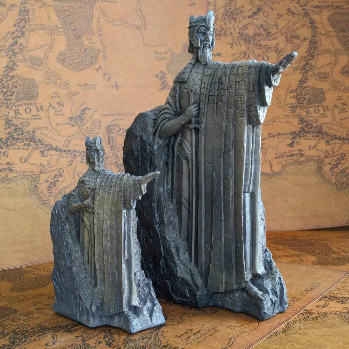 Figuras de los Reyes Argonath