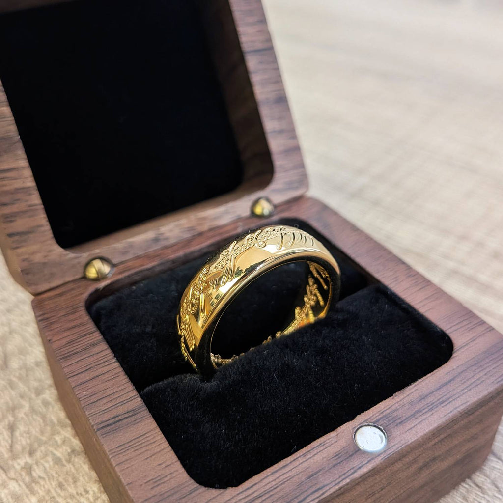 Anillo Único de Sauron de Oro