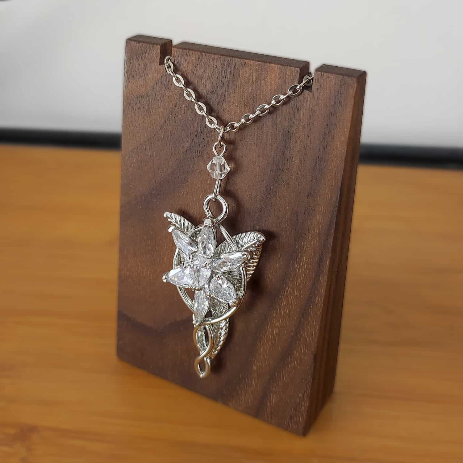 Expositor Collar Arwen