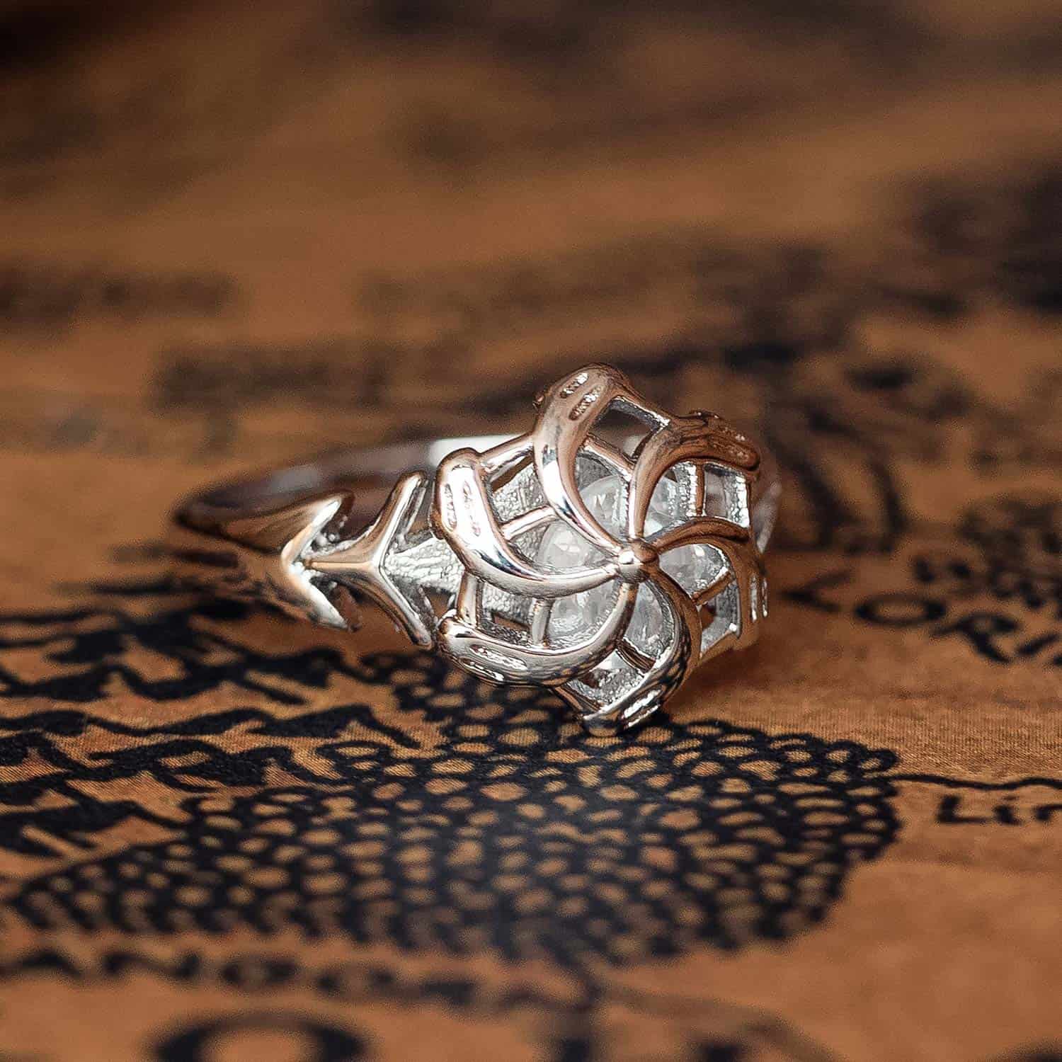 Pack Galadriel - Anillo Nenya y Hoja de Lórien